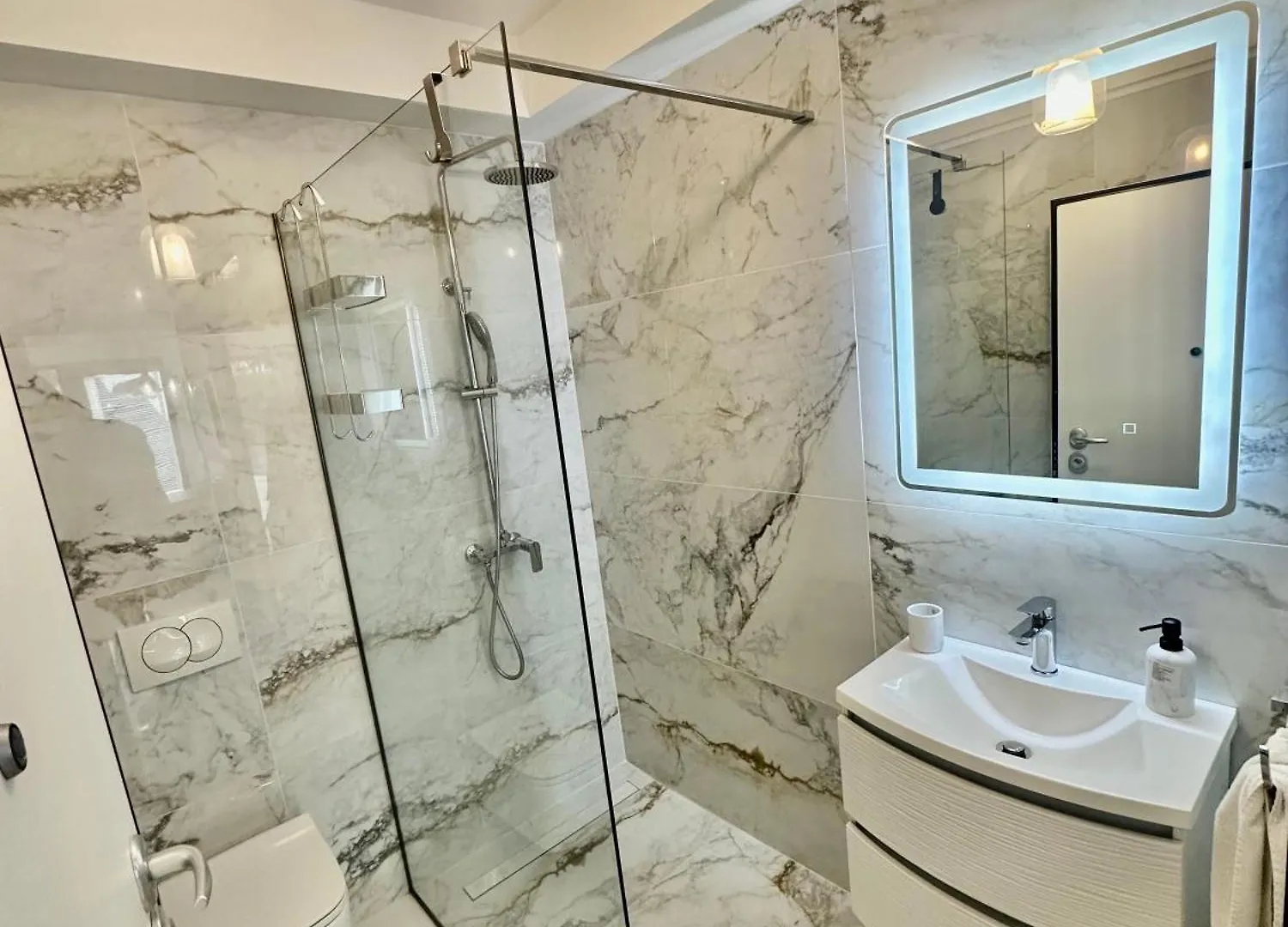 Apartment Sara IV Liznjan Croatia