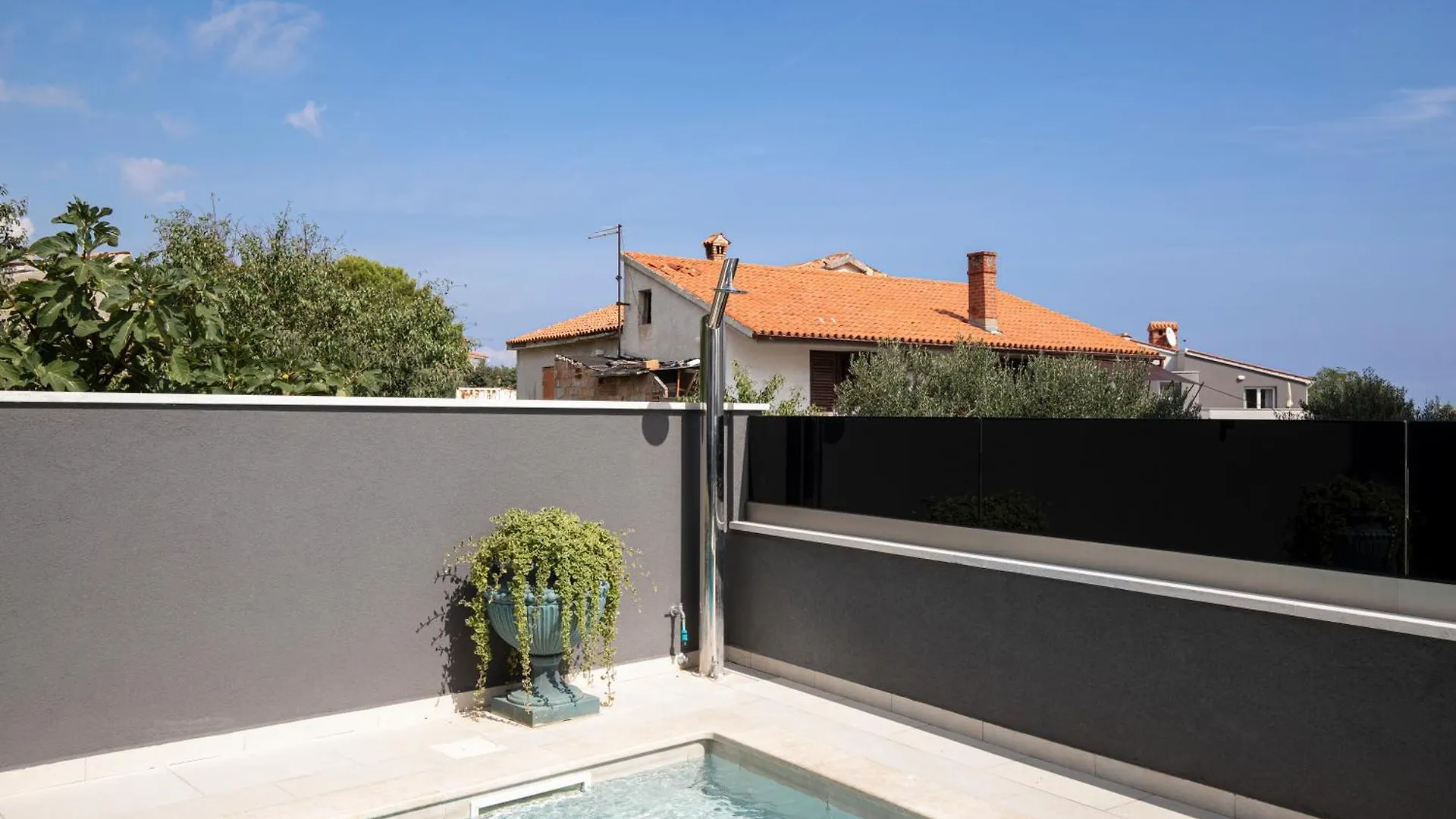 Apartment Sara IV Liznjan 0*,  Croatia